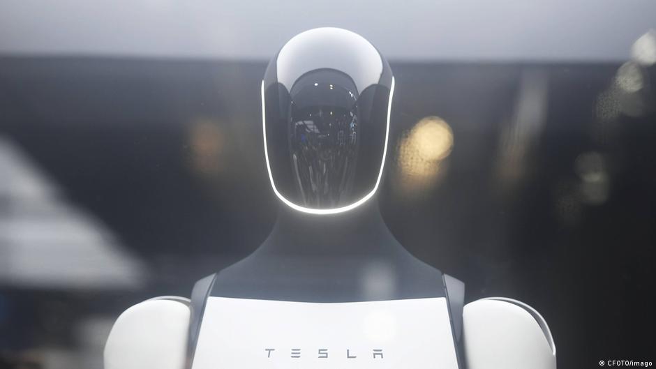 Teslin robot Optimus