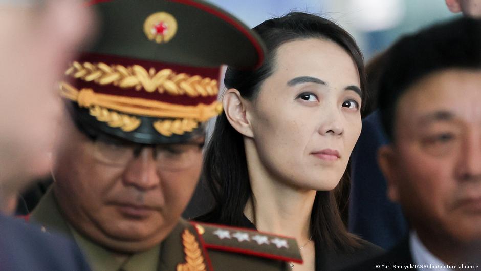 Desafío Nuclear Norcoreano: Kim Yo Jong Tacha de "Sueño Loco" la Desnuclearización Regional