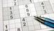 Sudoku-slagalica i hemijska olovka Sudoku-slagalica i hemijska olovka
