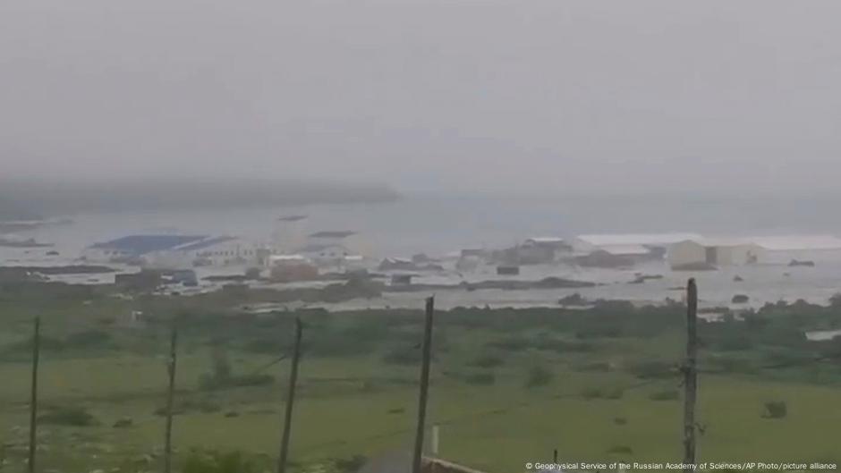 Tsunamis golpean Rusia y Japón tras sismo de magnitud 8.8 – DW – 30/07/2025