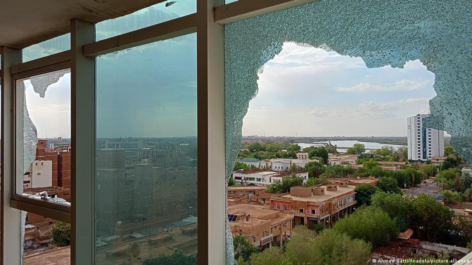 У Судані бойовики напали на дитсадок і лікарню: 116 загиблих – DW – 07.12.2025