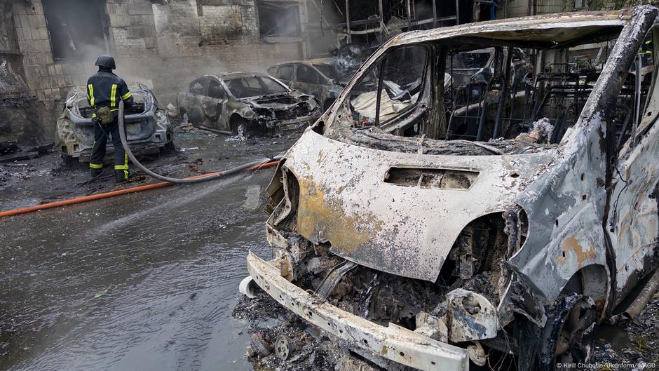 Fuertes explosiones en Kiev por masivo ataque con misiles – DW – 28/08/2025