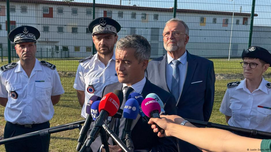 Žerar Darmanen, ministar pravde Francuske, u poseti zatvoru Vanden de Vjej