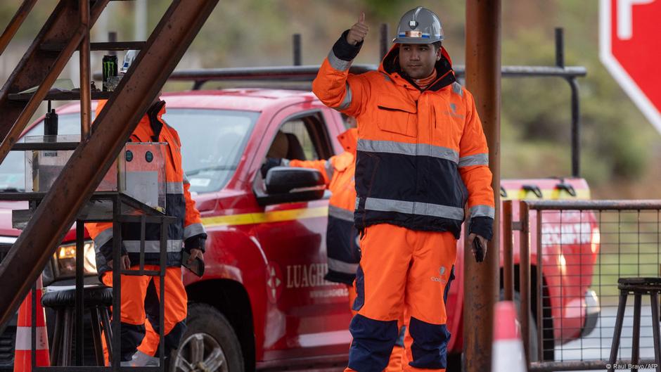 Chile mine collapse: Search ends after 5 miners found dead