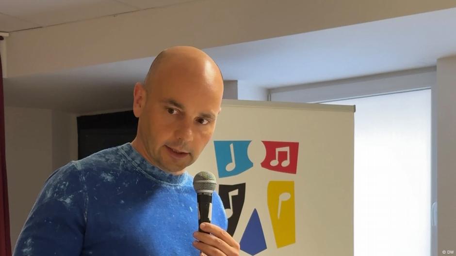 Мы призываем власти Германии сохранить гумвизы – DW – 03.08.2025