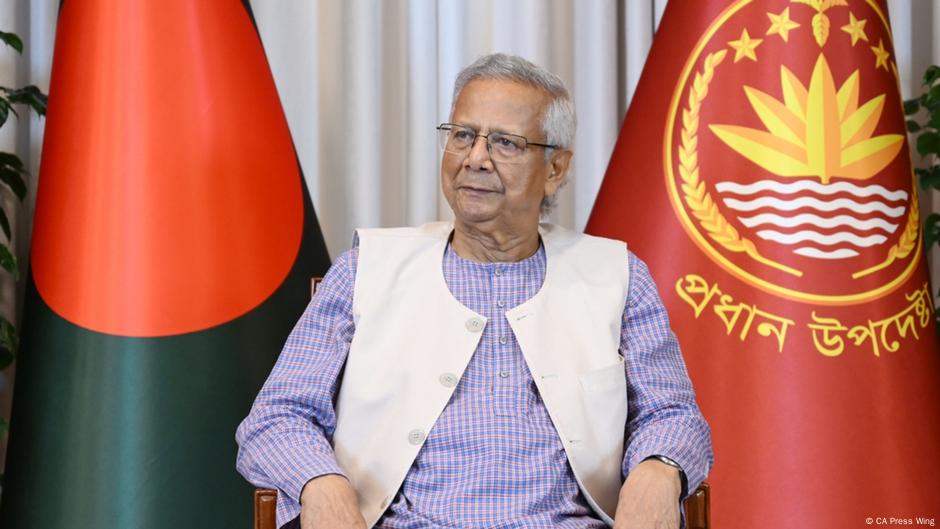 প্রধান উপদেষ্টার কথায় যত বিভ্রান্তি