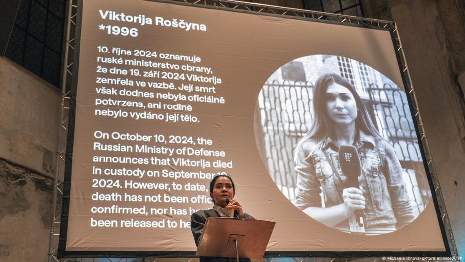 Sa posthumne dodele priznanja Homo Homini Viktoriji Roščinoj u Češkoj