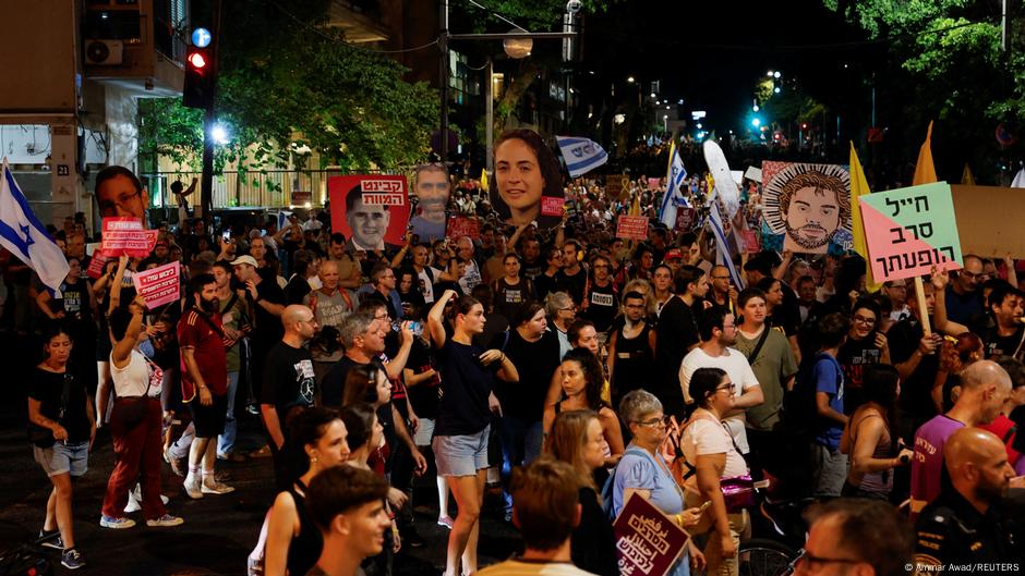 Israeli Public Opinion Shifts: Growing Calls for Hostage Deal, Protests Mount Over Gaza Strategy