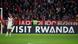 Eine Visit Rwanda-Bandenwerbung beim Spiel Bayern München gegen Eintracht Frankfurt Eine Visit Rwanda-Bandenwerbung beim Spiel Bayern München gegen Eintracht Frankfurt
