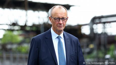 Bundeskanzler Friedrich Merz begründet den Stopp von Waffenexporten nach Israel. (Archivbild)