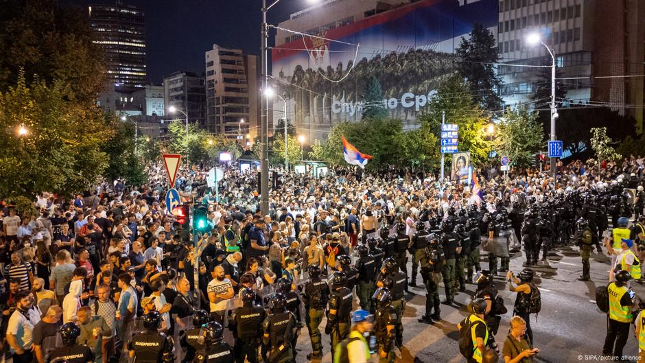 Kod prostorija SNS-a u Beogradu, 14. 08. 2025.