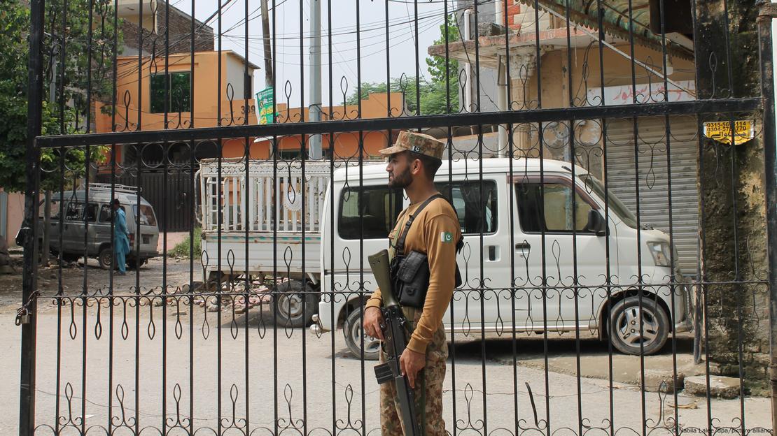 جرمنی میں پناہ کے منتظر پاکستان سے سینکڑوں افغان مہاجرین کو طالبان کے زیر اقتدار افغانستان واپس بھیج دیا گیا ہے