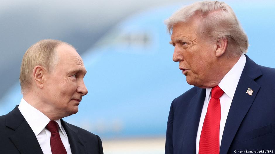 Долари Путіну, провину - Зеленському: німецькі ЗМІ про розворот Трампа