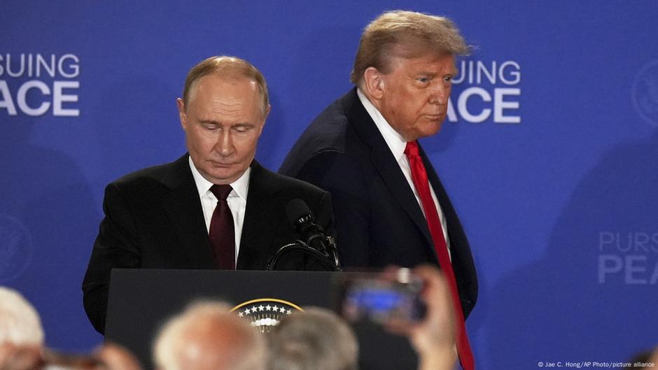 Tramp kaznenim carinama slabi Ameriku?