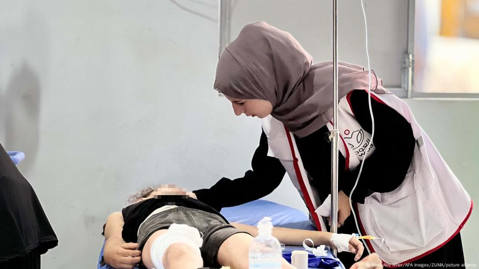 US suspends medical visas for Gazans after far-right posts DW 08/17/2025