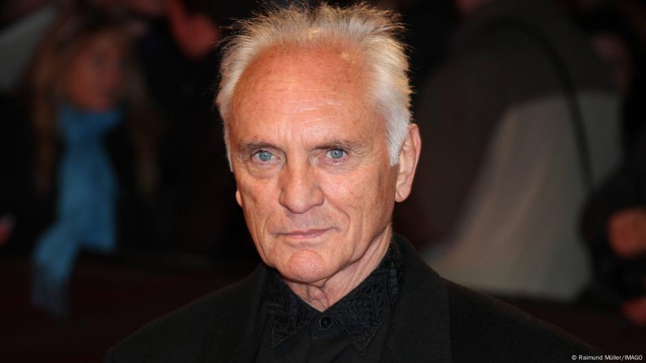Muere Terence Stamp, icono de los 60 y villano de «Superman» – DW – 17/08/2025