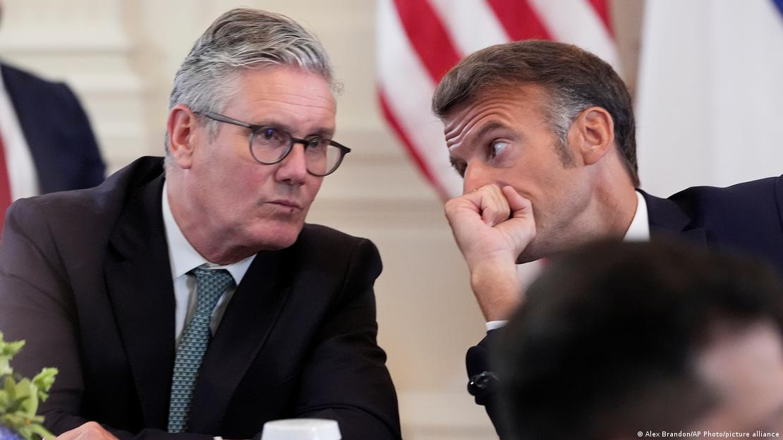 Macron y Starmer en la Casa Blanca. (18.08.2025).