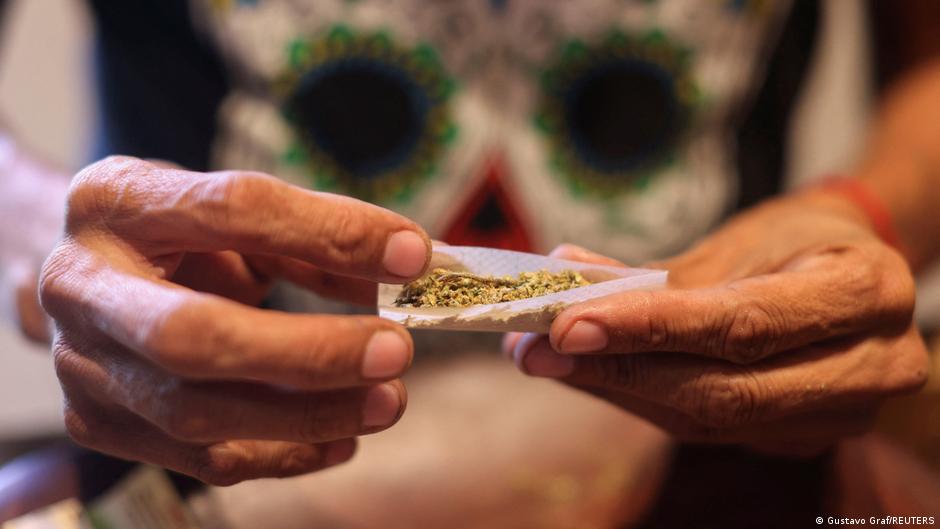 Motanje i pušenje džointa u Nemačkoj nije ilegalno