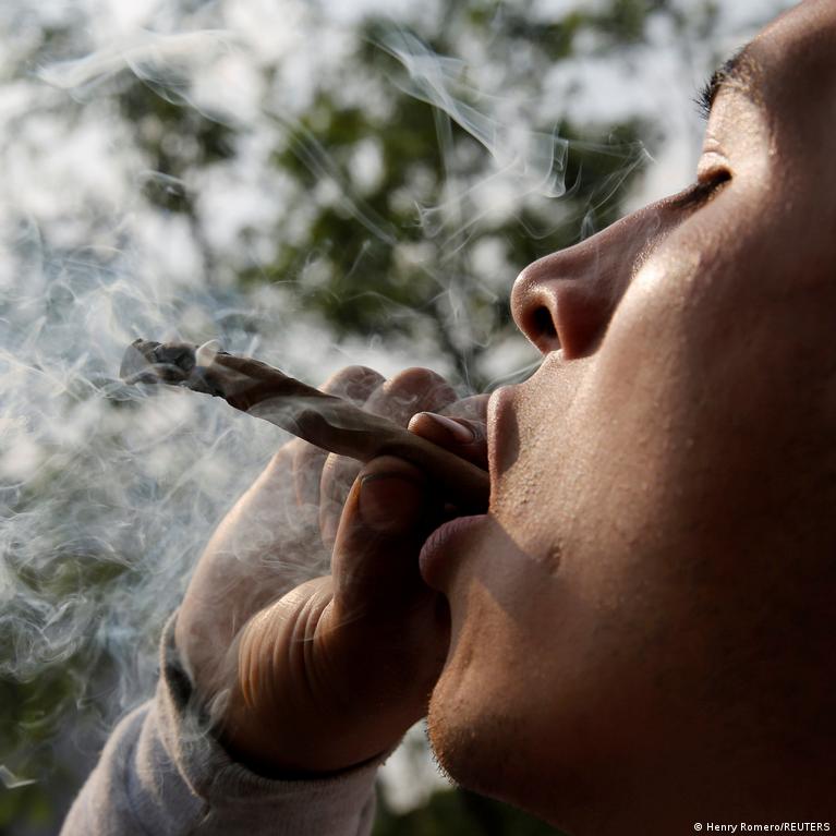 dw.com - Alexander Freund - Cannabis: Now you can measure how much is too much