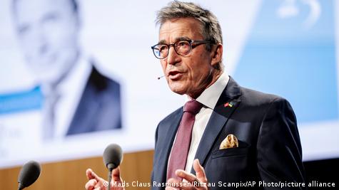 72 سالہ راسموسن نے کہا کہ گرین لینڈ کا معاملہ ٹرمپ کے لیے ''بڑے پیمانے پر توجہ ہٹانے کا ہتھیار‘‘ بن چکا ہے