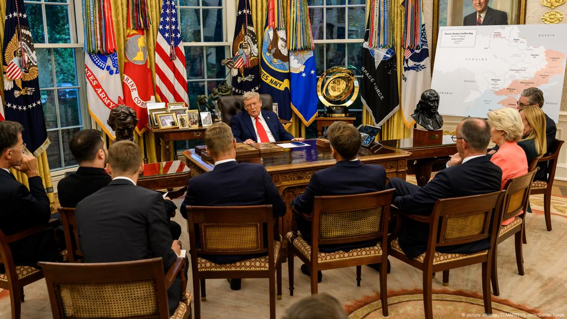 Takim me krerët evropianë, Zelenskin dhe presidentin Trump në Zyrën Ovale, 18 gusht 2025