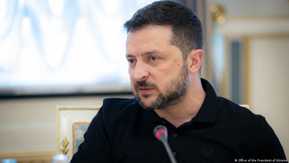 Зеленський: Ударів по енергооб'єктах за минулу ніч не було