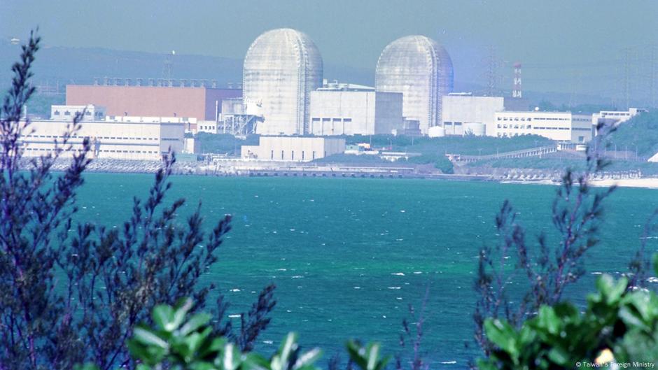 Taiwan's nuclear referendum reveals energy dilemma  DW  08/21/2025