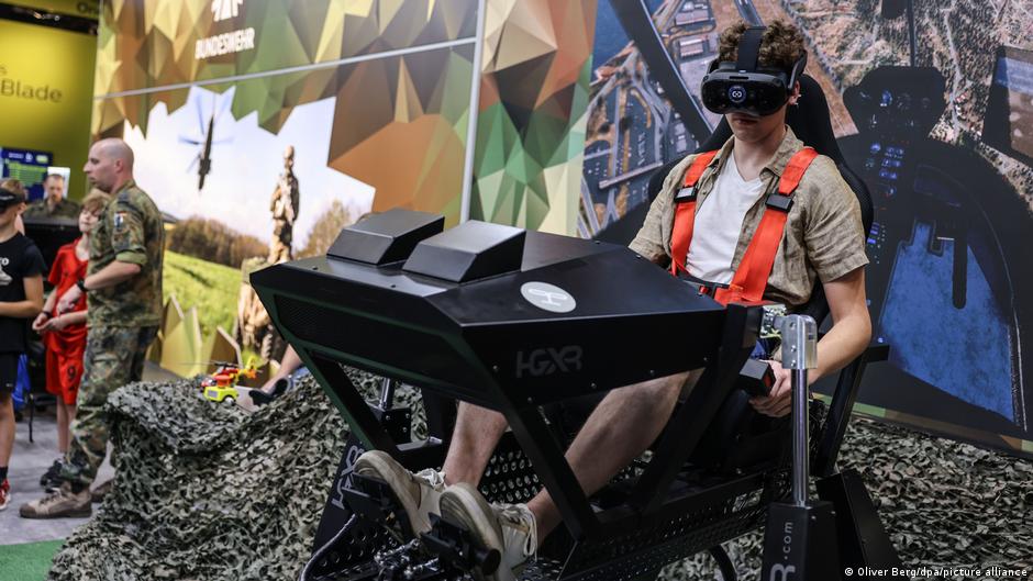 Немецкая разведка и бундесвер вновь отправились искать кадры на Gamescom