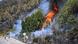 Incêndio ao lado de rodovia 