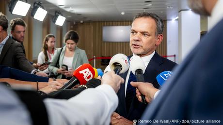 Nach einem Streit um Sanktionen gegen Israel ist der niederländische Außenminister Caspar Veldkamp zurückgetreten.
