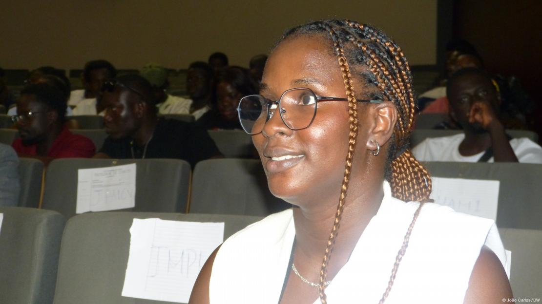 Aminata Aicha Djau, estudante de Direito