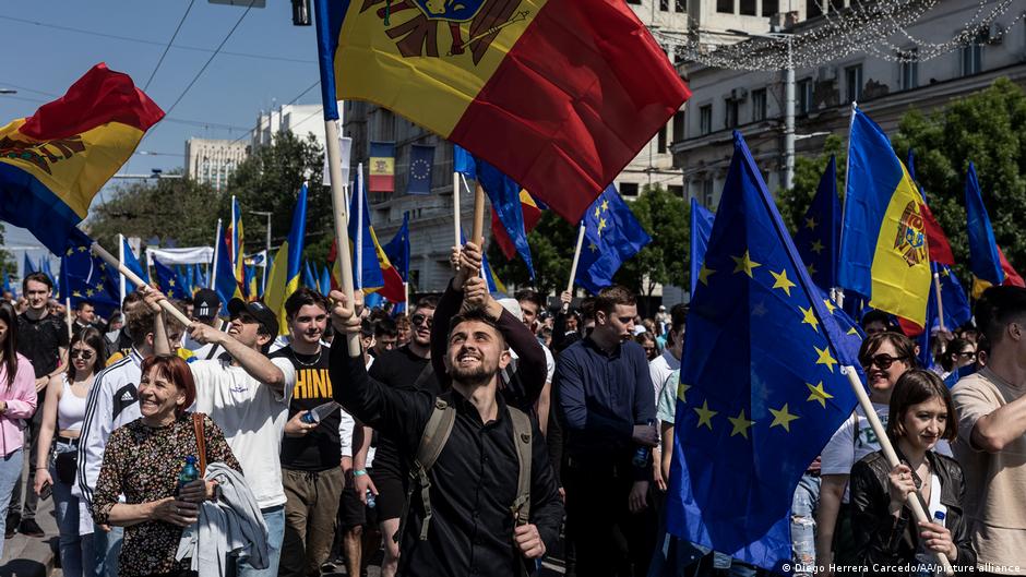 Чи стане Молдова "Грузією-2": як ЄС бореться за країну-кандидата