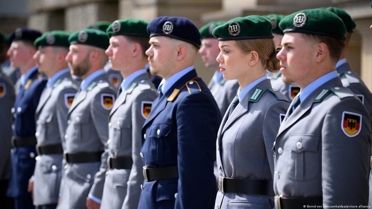 义务兵役制要回来了？德国年轻人寻求躲避之道– DW – 2025年9月14日