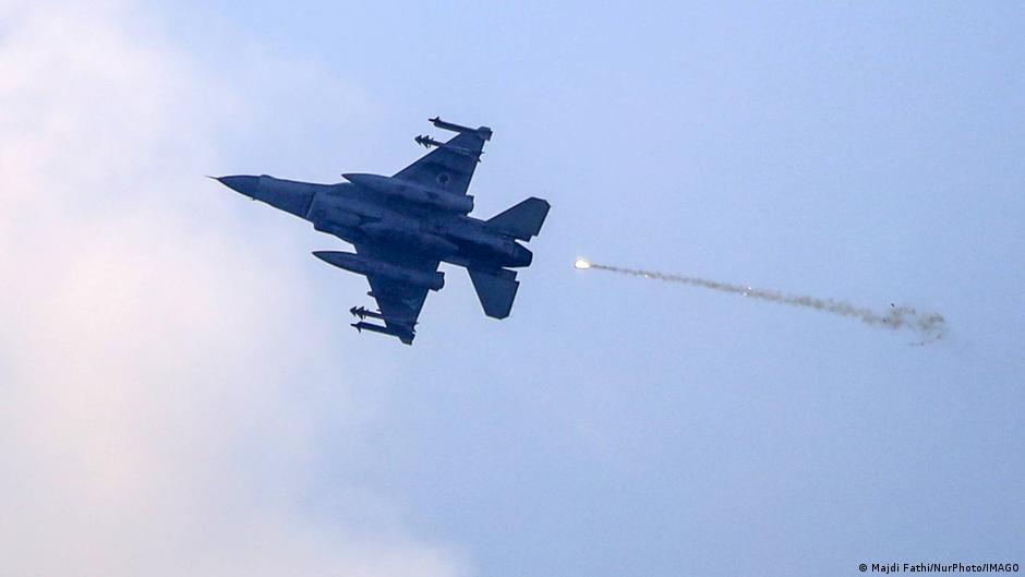 Israel bombardea en Líbano supuestas posiciones de Hezbolá – DW – 31/08/2025