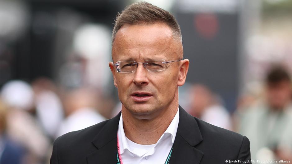 Сіярто: Угорщина й Словаччина позиватимуться проти RePowerEU – DW – 07.12.2025