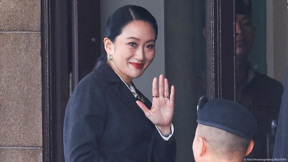 Constitucional de Tailandia destituye a la primera ministra – DW – 29/08/2025