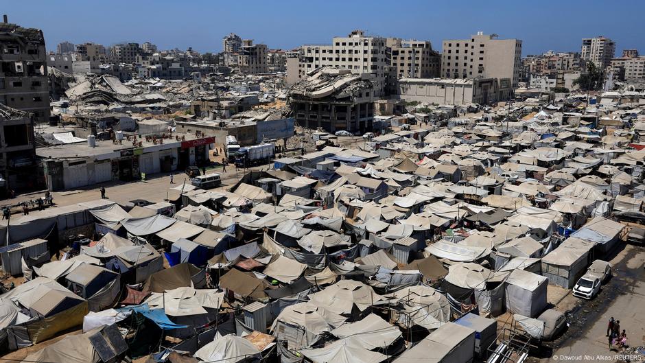 Hiljade Palestinaca žive u šatorima poput ovih u gradu Gazi jer su kuće za stanovanje sada gotovo nepristupačne