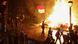 Las protestas estallaron tras la muerte de un conductor de mototaxi atropellado por un vehículo policial. Las protestas estallaron tras la muerte de un conductor de mototaxi atropellado por un vehículo policial.