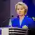 Ursula von der Leyen bei gemeinsamer Pressekonferenz mit dem lettischen Premierminister