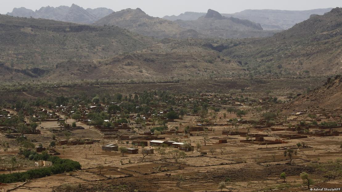 Vila de Tarasin, nas Montanhas Marrah