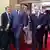 El presidente de Rusia, Vladimir Putin, camina junto al premier eslovaco, Robert Fico, durante su encuentro en Pekín. (2.09.2025).