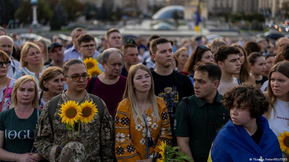 Очікування від 2026-го: серед українців все більше скепсису – DW – 31.12.2025