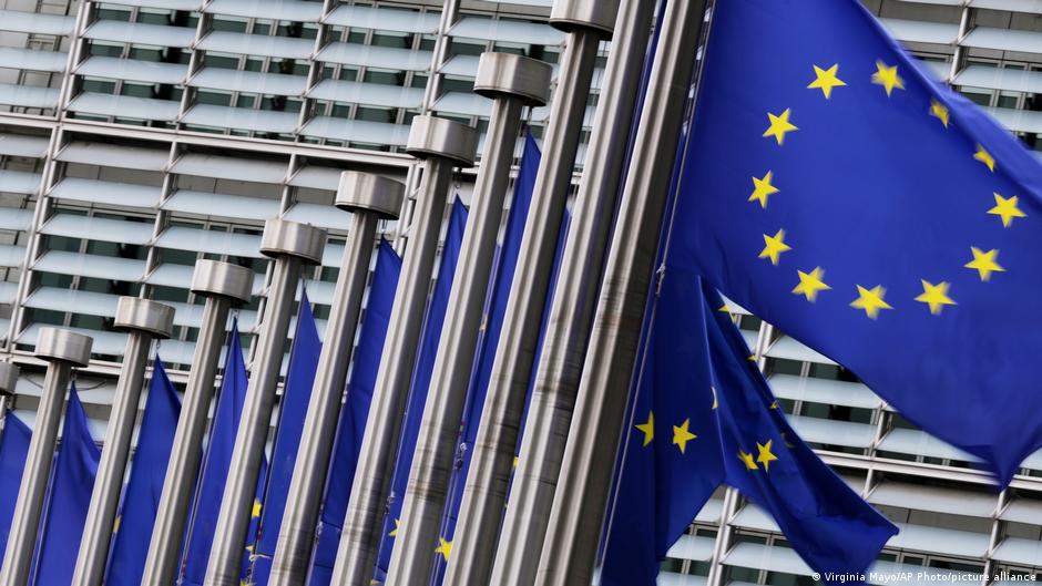 Slovakia's Fico Blocks EU Sanctions on Russia, Demands Fresh Negotiations Ahead of Summit