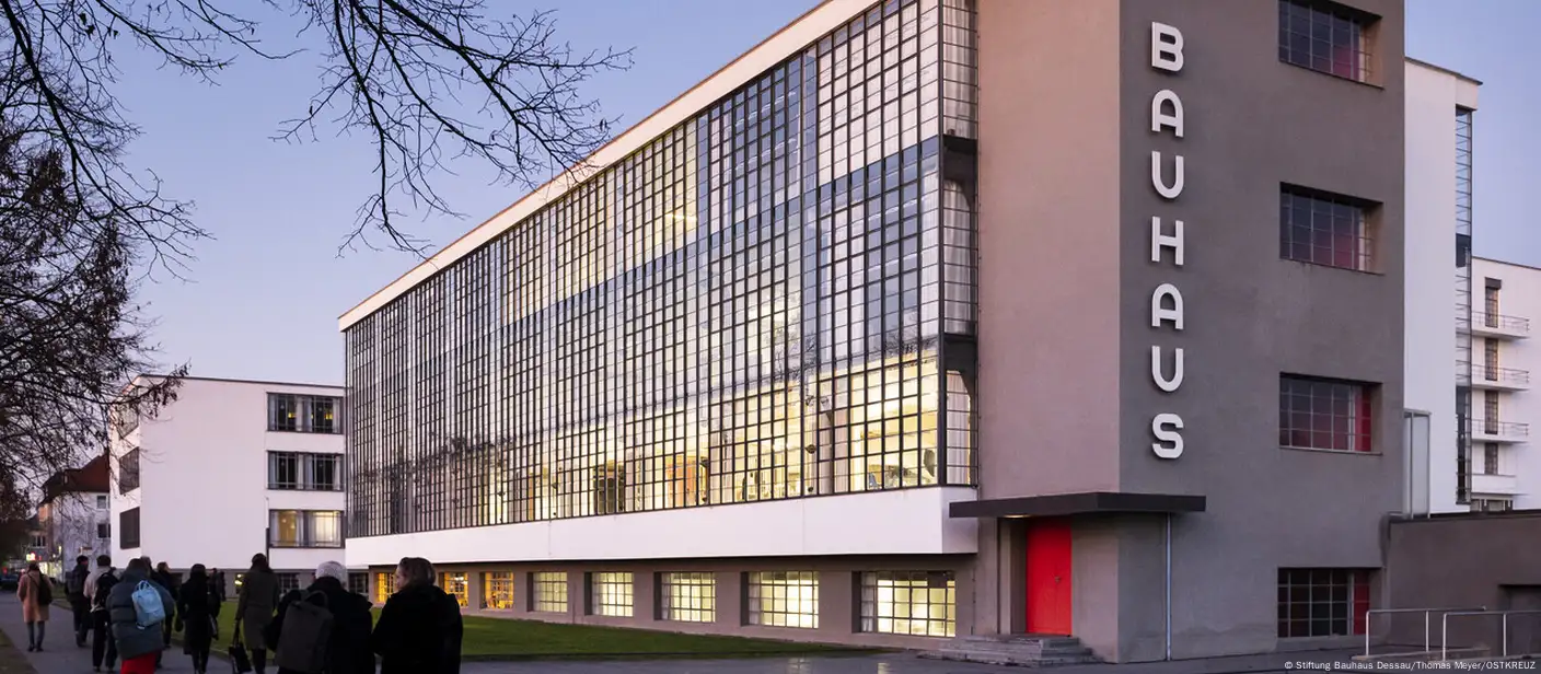 額装済/schriftzug am bauhaus dessau/バウハウス 額装済/schriftzug am bauhaus dessau/バウハウス 額装済