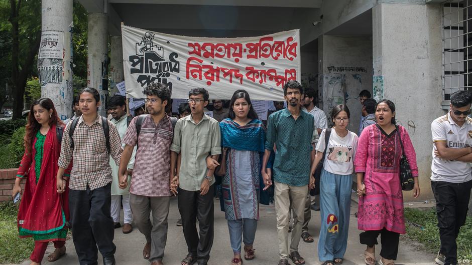 ছাত্র সংসদ নির্বাচন ফিরছে, গণতন্ত্র ফিরবে কি?