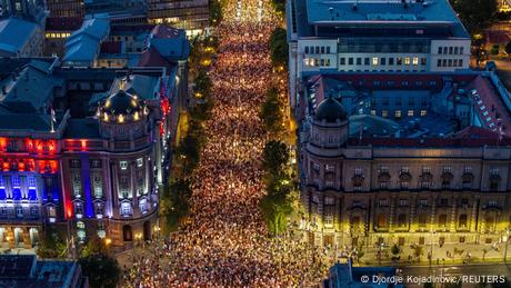 Ποιος θα λογοδοτήσει για τους νεκρούς του Νόβι Σαντ;