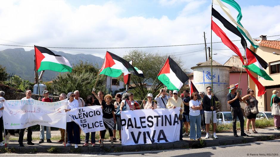 بريطانيا وكندا وأستراليا تعترف بدولة فلسطين
