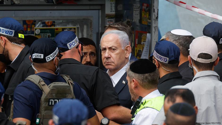 Israel's Netanyahu warns Gaza City residents to 'leave now' DW 09/08/2025