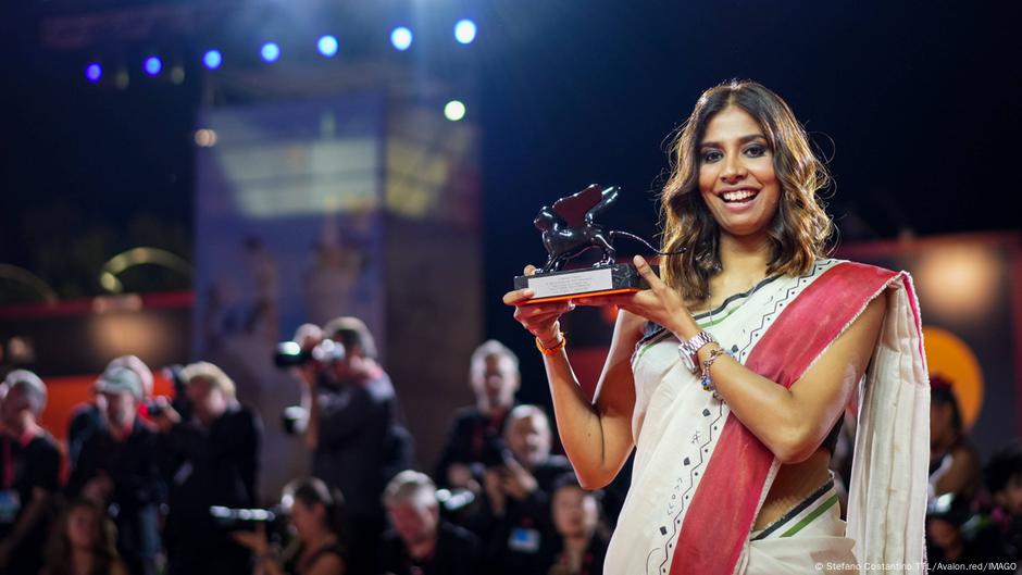 'সুগারকোটেড ঝকমকে দুনিয়ার সিনেমা বানাতে পারবো না'