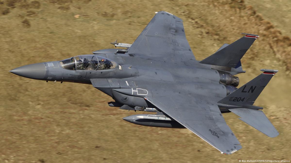 سرنگونی یک جنگنده آمریکا در خاک ایران و نجات یکی از خلبانها